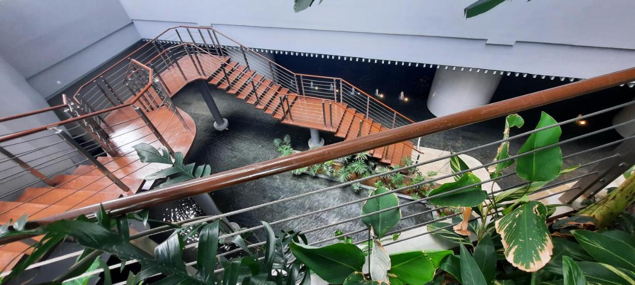 Stylish&Comfort Unit With Balcony In Air Makati マカティ エクステリア 写真
